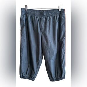 Danskin Now Charcoal Gray Orange Trim Capris Athletic Windbreaker Pants